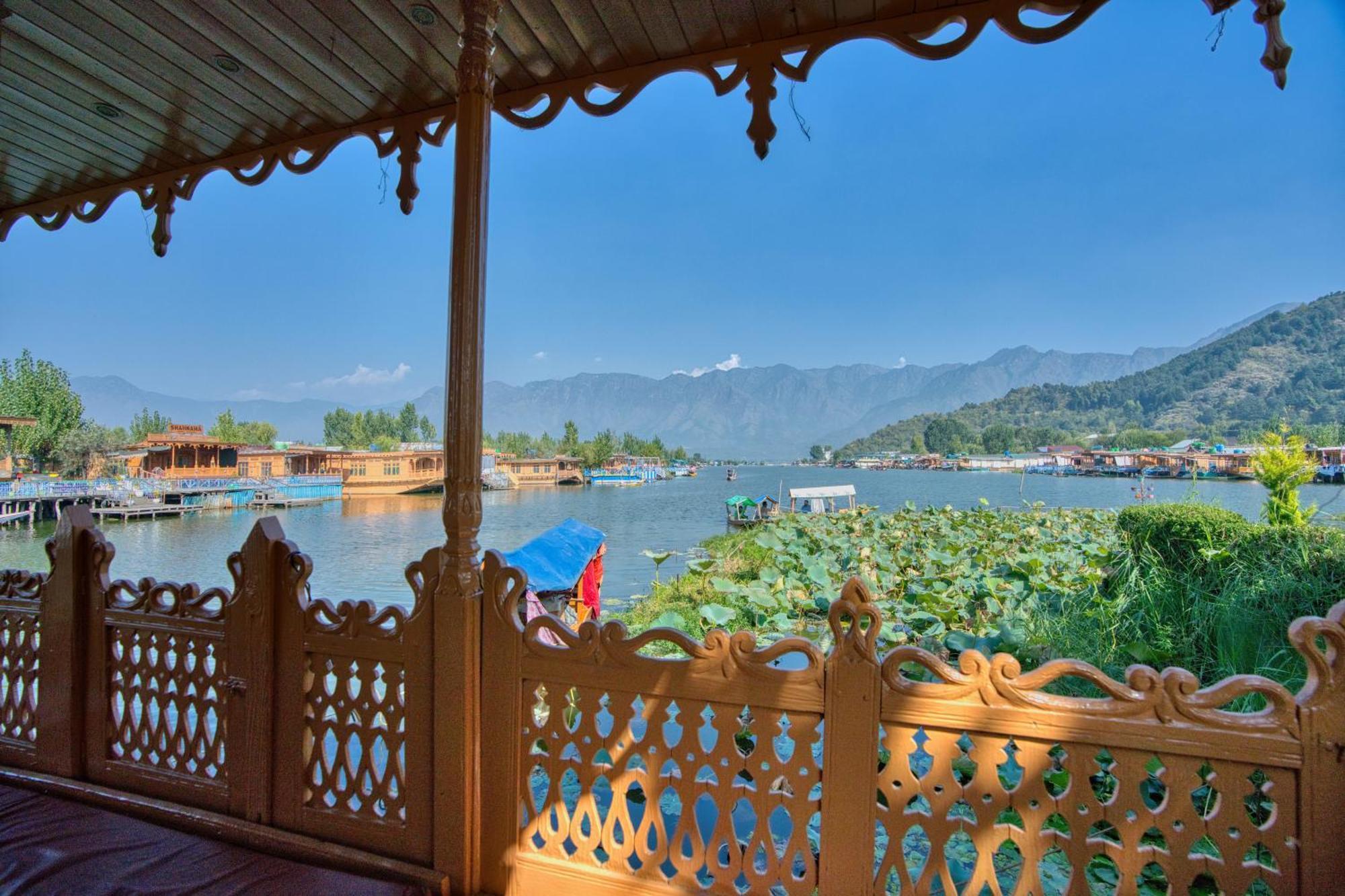 Best View Group Of Houseboats Hotel Srinagar  Exterior photo